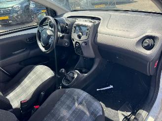 Peugeot 108 1.0 e-VTi Active picture 11