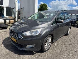 damaged passenger cars Ford C-Max 1.0 Titanium 2015/10