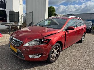 Auto incidentate Ford Mondeo Wagon 2.0-16V Limited 2010/8