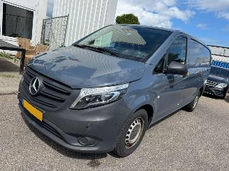 dañado vehículos comerciales Mercedes Vito 110 CDI Functional Lang 2021/10