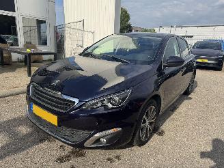 skadebil auto Peugeot 308 1.2 e-THP Blue Lease Premium AUTOMAAT 2014/9