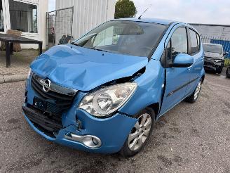 Schadeauto Opel Agila 1.2 AUTOMAAT Enjoy 2009/1