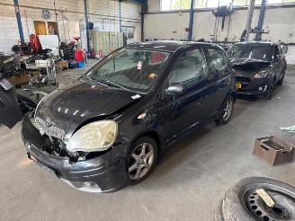 Coche siniestrado Toyota Yaris Yaris (P1), Hatchback, 1999 / 2005 1.3 16V VVT-i 2004/4