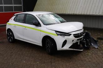 Coche siniestrado Opel Corsa Corsa F (UB/UH/UP), Hatchback 5-drs, 2019 Electric, Corsa-e 50kWh 2021/5