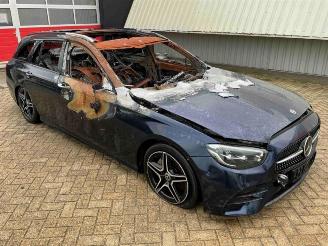 Coche siniestrado Mercedes E-klasse E Estate (S213), Combi, 2016 / 2023 E-200d 1.6 Turbo 16V 2021/12