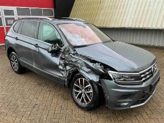 Coche siniestrado Volkswagen Tiguan Tiguan Allspace (BW2), SUV, 2016 1.5 TSI 16V Evo BlueMotion Technology 2020/1