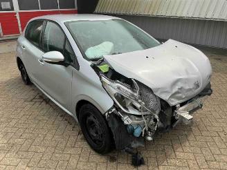 Vrakbiler auto Peugeot 208 208 I (CA/CC/CK/CL), Hatchback, 2012 / 2019 1.6 Blue HDi 100 2018/1
