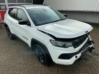Démontage voiture Jeep Compass Compass II (MP), SUV, 2016 1.3 T4 130 16V 2022/6