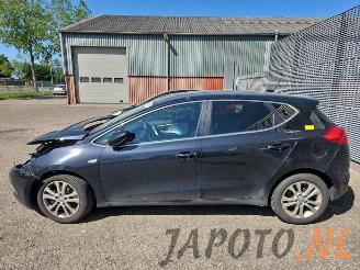 Kia Cee d Cee'd (JDB5), Hatchback 5-drs, 2012 / 2018 1.6 CRDi 16V VGT picture 2