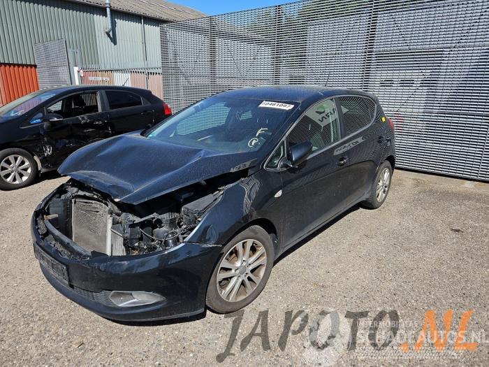 Kia Cee d Cee'd (JDB5), Hatchback 5-drs, 2012 / 2018 1.6 CRDi 16V VGT