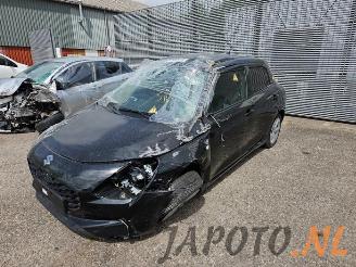 rozbiórka samochody osobowe Suzuki Swift Swift (ZCE/ZDE), Hatchback 5-drs, 2023 1.2 VVT 12V Hybrid 2024/11