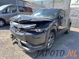 Dezmembrări autoturisme Mazda MX-30 MX-30, SUV, 2020 e-SkyActiv 145 2020/12
