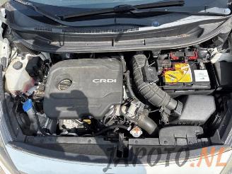 Kia Rio Rio III (UB), Hatchback, 2011 / 2017 1.1 CRDi VGT 12V picture 15