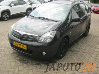 Toyota Corolla-verso Corolla Verso (E12), MPV, 2001 / 2004 1.8 16V VVT-i picture 1