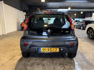 Peugeot 107 1.0 Active picture 4