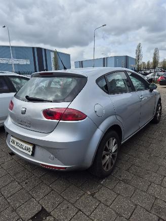 Seat Leon (1P1) Hatchback 5-drs 1.6 TDI 16V 105 (CAYC) [77kW] 5-BAK picture 5