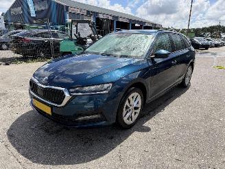 Avarii autoturisme Skoda Octavia 1.0 TSI 81KW Clima Navi Led Virt. Dash Keyless Business Edition NAP 2021/5