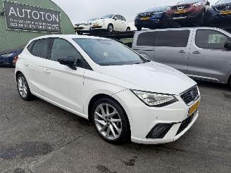 skadebil auto Seat Ibiza 1.0 EcoTSI FR 70KW Clima Navi Camera Led Business Connect 5-Drs NAP 2023/7