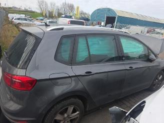 Autoverwertung Volkswagen Golf Sportsvan  2017