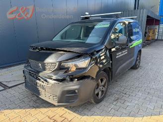 Salvage car Peugeot Partner Partner (EA//EF/EN/EU), Van, 2018 1.6 BlueHDi 100 2019/6