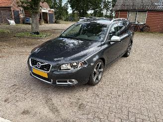 Volvo V-70 gereserveerd picture 19
