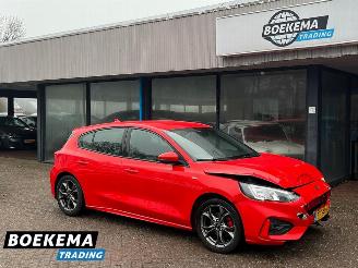 damaged passenger cars Ford Focus 1.0 Eco ST Line 125PK B&O Navi Climate Cruise PDC Trekh. 2019/8