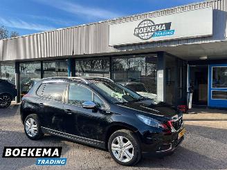 damaged passenger cars Peugeot 2008 1.2 PureTech Allure Navigatie Camera Climate 2018/12