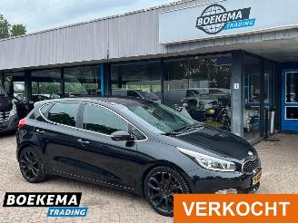 Vaurioauto  passenger cars Kia Cee d cee'd 1.6 GDI Business Pack Navigatie Camera Cruise Climate 2013/7