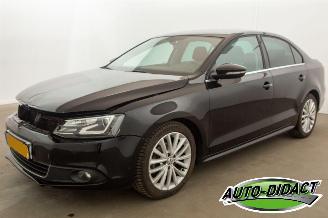 Avarii autoturisme Volkswagen Jetta 1.4 GTE  PHEV 110 kW Automaat Clima Navi Highline 2013/4