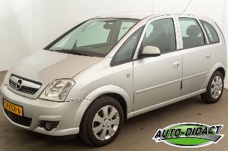 Coche accidentado Opel Meriva 1.6-16V Cosmo Airco 2009/11