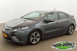 krockskadad bil auto Opel Ampera 1.4 Plug-in Hybrid Leder Navi Camera Clima 2012/10