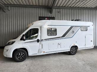 škoda kempování Knaus   2020/10