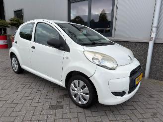 Vaurioauto  passenger cars Citroën C1 1.0-12V Seduction 2012/2