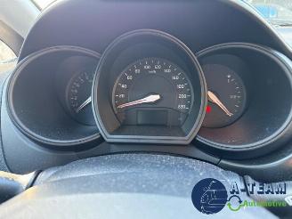 Kia Rio Rio III (UB), Hatchback, 2011 / 2017 1.2 CVVT 16V picture 17