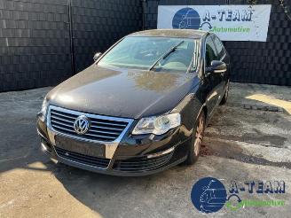 Vrakbiler auto Volkswagen Passat Passat (3C2), Sedan, 2005 / 2010 2.0 TDI 16V 140 2006/1