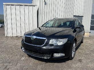 skadebil auto Skoda Superb Superb Combi (3TAC/TAF) Combi 1.8 TSI 16V 4x4 (CDAA) [118kW]  (10-2009=
/05-2015) 2010/5