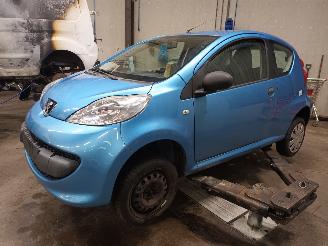 Autoverwertung Peugeot 107 107 Hatchback 1.0 12V (384F(1KR)) [50kW]  (06-2005/05-2014) 2006/2