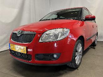 Salvage car Skoda Fabia Fabia II Combi Combi 5-drs 1.4i 16V (BXW) [63kW]  (10-2007/12-2014) 2009/10