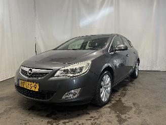 Coche accidentado Opel Astra Astra J (PC6/PD6/PE6/PF6) Hatchback 5-drs 1.4 Turbo 16V (A14NET(Euro 5=
)) [103kW]  (12-2009/10-2015) 2010/5