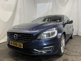 krockskadad bil auto Volvo V-60 V60 I (FW/GW) Combi 2.4 D6 20V Plug-in Hybrid AWD (D82PHEV) [206kW]  (=
06-2012/12-2015) 2013/12