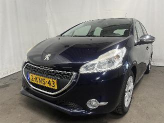 Vaurioauto  passenger cars Peugeot 208 208 I (CA/CC/CK/CL) Hatchback 1.2 Vti 12V PureTech 82 (EB2F(HMZ)) [60k=
W]  (03-2012/12-2019) 2013/6