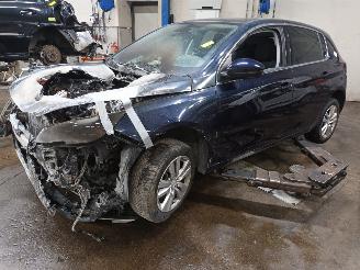 Sloopauto Peugeot 308 308 (L3/L8/LB/LH/LP) Hatchback 5-drs 1.2 12V e-THP PureTech 110 (EB2DT=
(HNZ)) [81kW]  (11-2013/06-2021) 2015/9