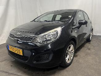 Damaged car Kia Rio Rio III (UB) Hatchback 1.2 CVVT 16V (G4LA5) [63kW]  (09-2011/12-2017) 2014/4