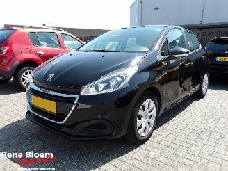 Coche accidentado Peugeot 208 1.2 PureTech Active 2016/10