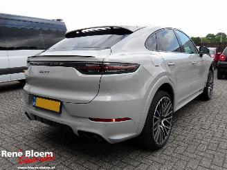 Schadeauto Porsche Cayenne E-HYBRID 3.0 Coupé Full Option 2022/2