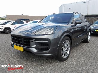krockskadad bil auto Porsche Cayenne E-HYBRID 3.0 2023/9