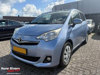 Damaged car Toyota Verso S 1.3 VVT-i Aspiration Aut Navi 2012/1