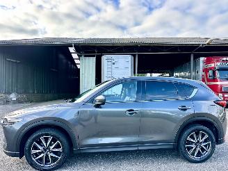 Vaurioauto  passenger cars Mazda CX-5 2.5 SkyActiv-G 194pk GT-M 4WD 2017/1