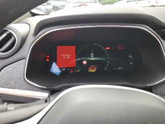 Voiture accidenté Renault Zoé incl accu INTENSE  51 KW met CCS lader  8000 km GEEN SCHADE technisch probleem 2020/6