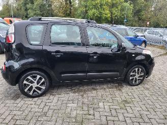 Schadeauto Citroën C3 C3 Picasso 1.2 PureTech Tendance 110 pk  rijdbaar 2015/7